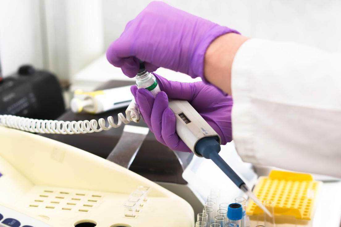 香港7周抽血验男女吗——各位准父母快来围观验,香港验血花了800块钱可靠吗